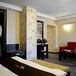 فندق Cherica