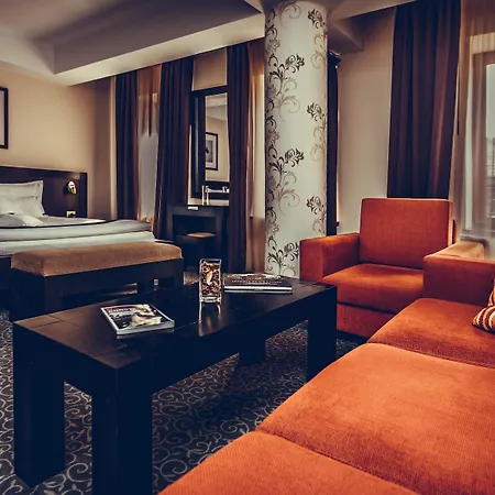 Cherica Hotel