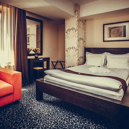 Hotel Cherica 4*