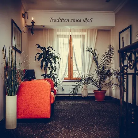 Cherica Hotel 4*