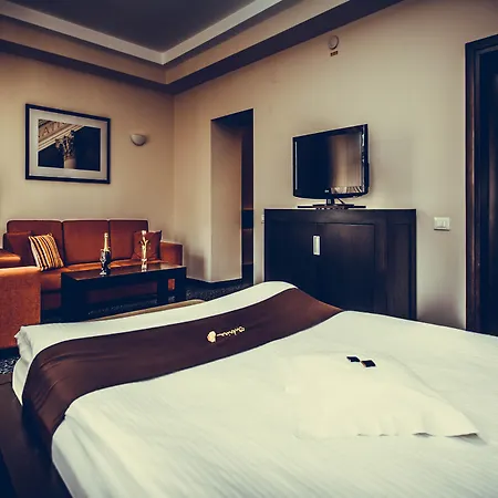 Cherica Hotel