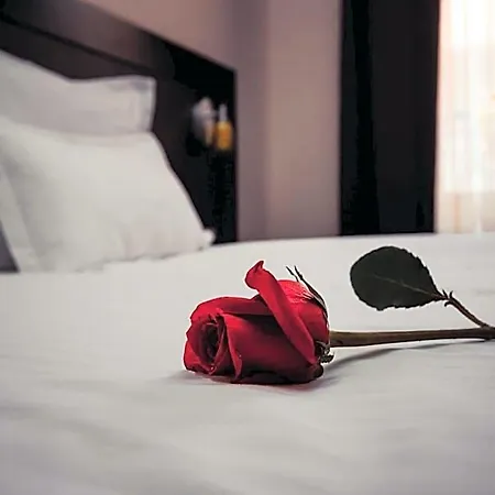 Cherica Hotel 4*